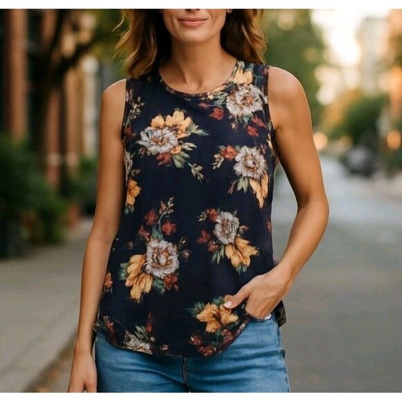 Hount Rosette Top Feminine Whimsical Sleeveless Nylon Multi Floral Black Sz Med - Picture 1 of 9